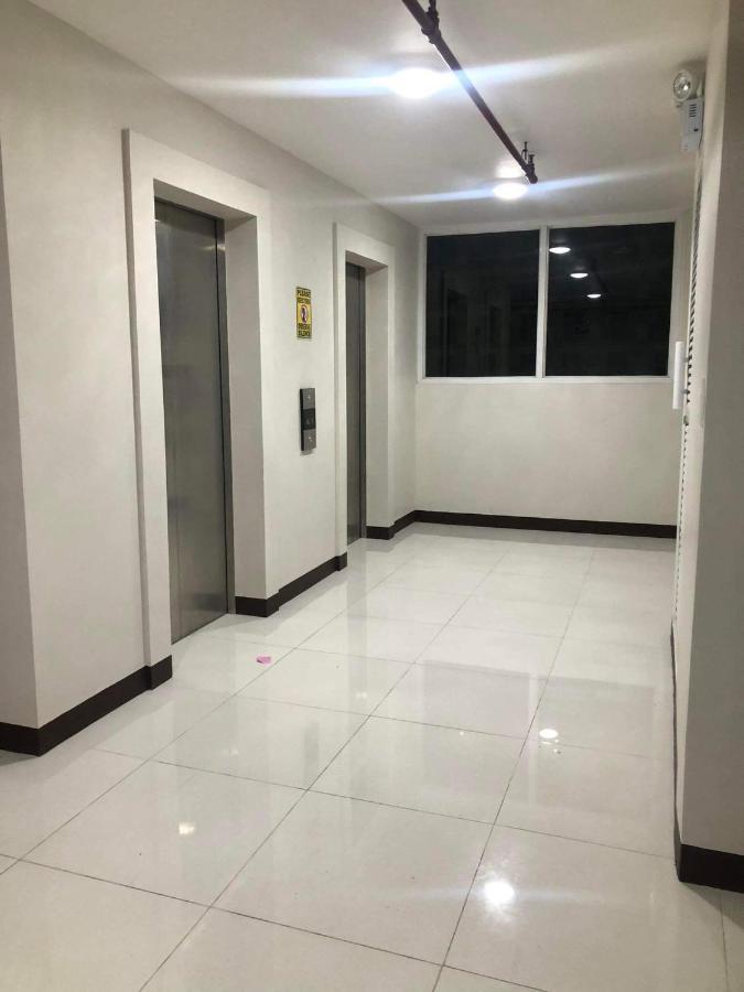 Cozy Studio Apartment Suba Basbas Εξωτερικό φωτογραφία